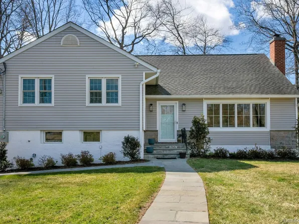 88 Marion Drive, New Rochelle, NY 10804