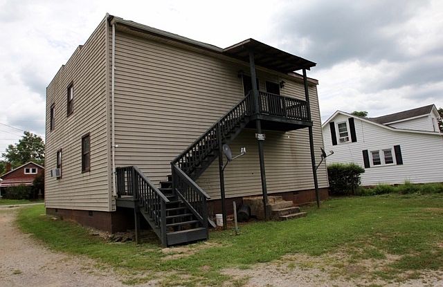 1st image of 1325 N Main St