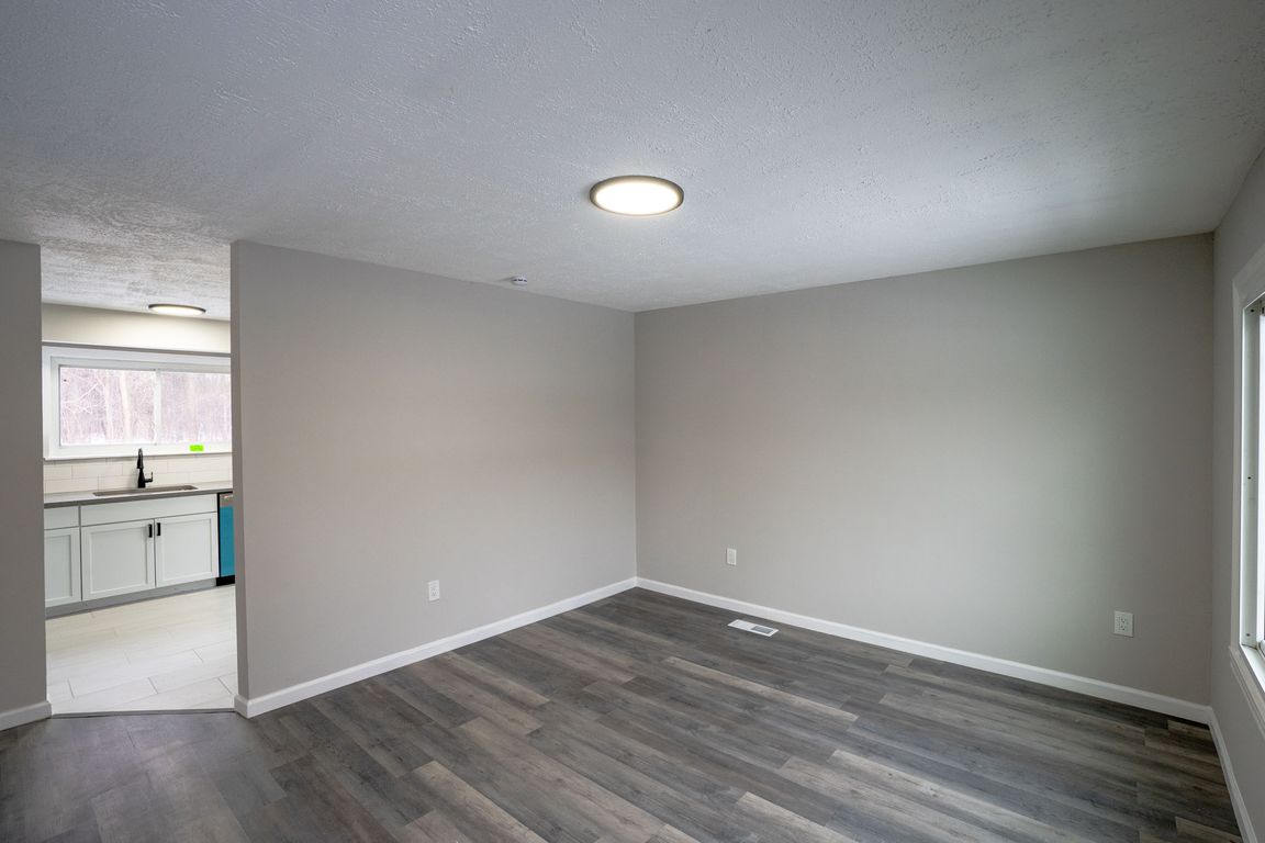 next background image