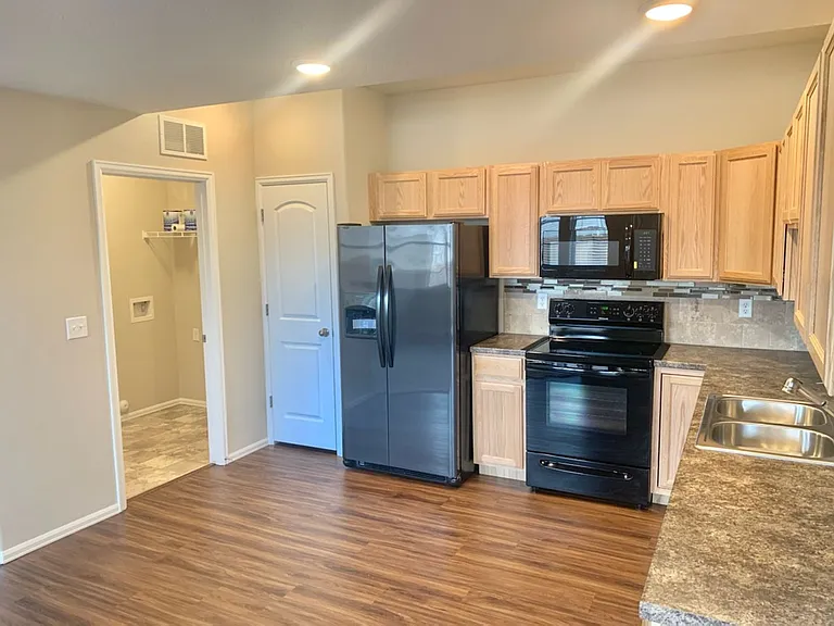 5551 W 29th St #2314 — Photo 17