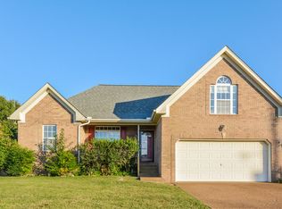 2813 Meadow Gln, Mount Juliet, TN 37122