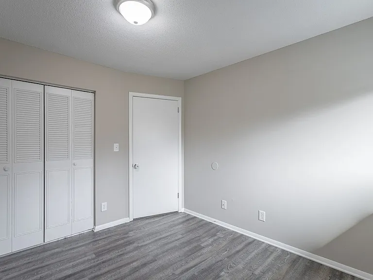 113 Goodson Ave — Photo 15
