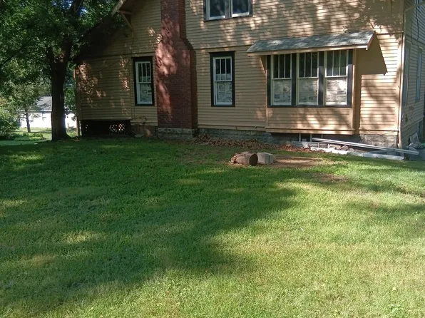 123 Hillman Rd, Akron, OH 44312