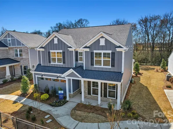 12585 Prospectors Way, Harrisburg, NC 28075