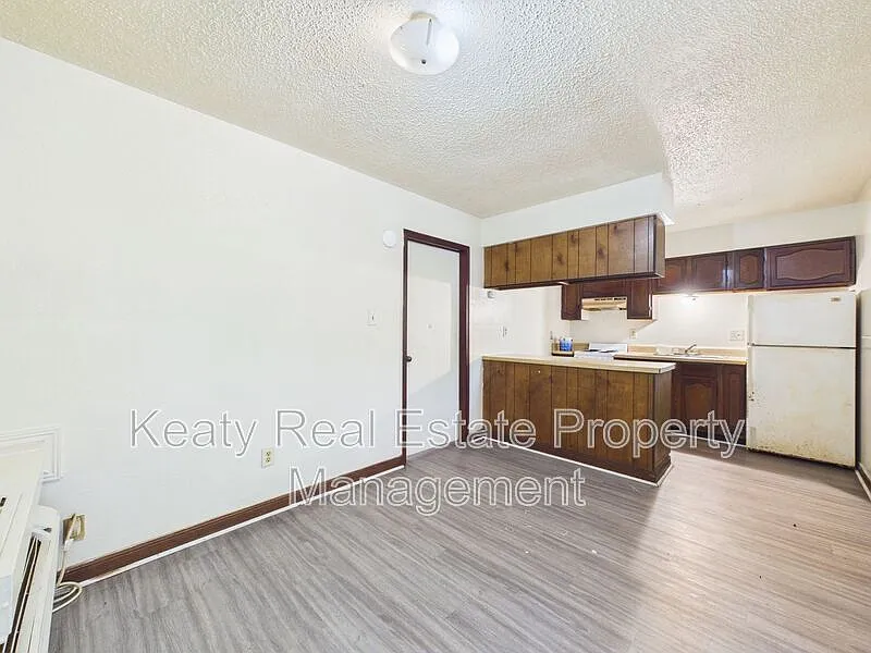 1 bed, 1.0 bath, 500 sqft, $625 — Photo 3