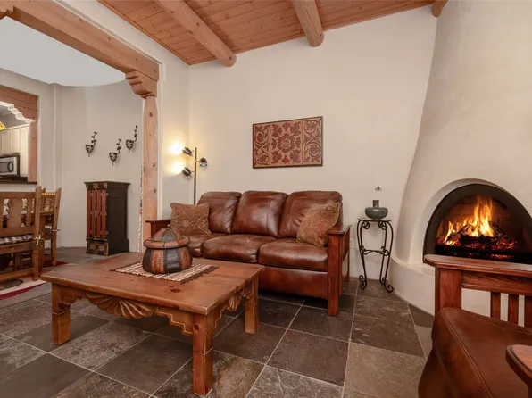 1405 Vegas Verdes Dr #105, Santa Fe, NM 87507