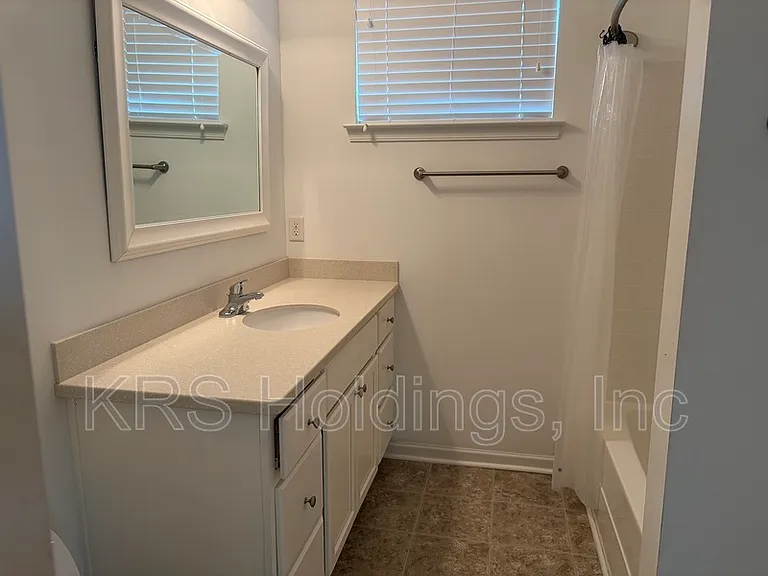 1517 Rollesby Way #24 — Photo 8