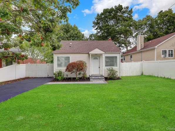 386 Tallwood Drive, Shirley, NY 11967