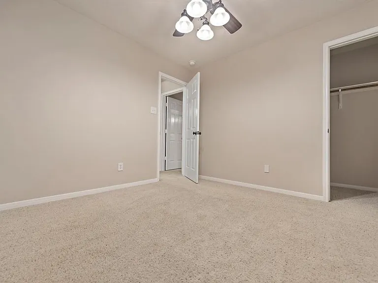 19218 Dawntreader Dr — Photo 16