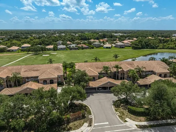 915 Fairwaycove Ln Unit 201, Bradenton, FL 34212
