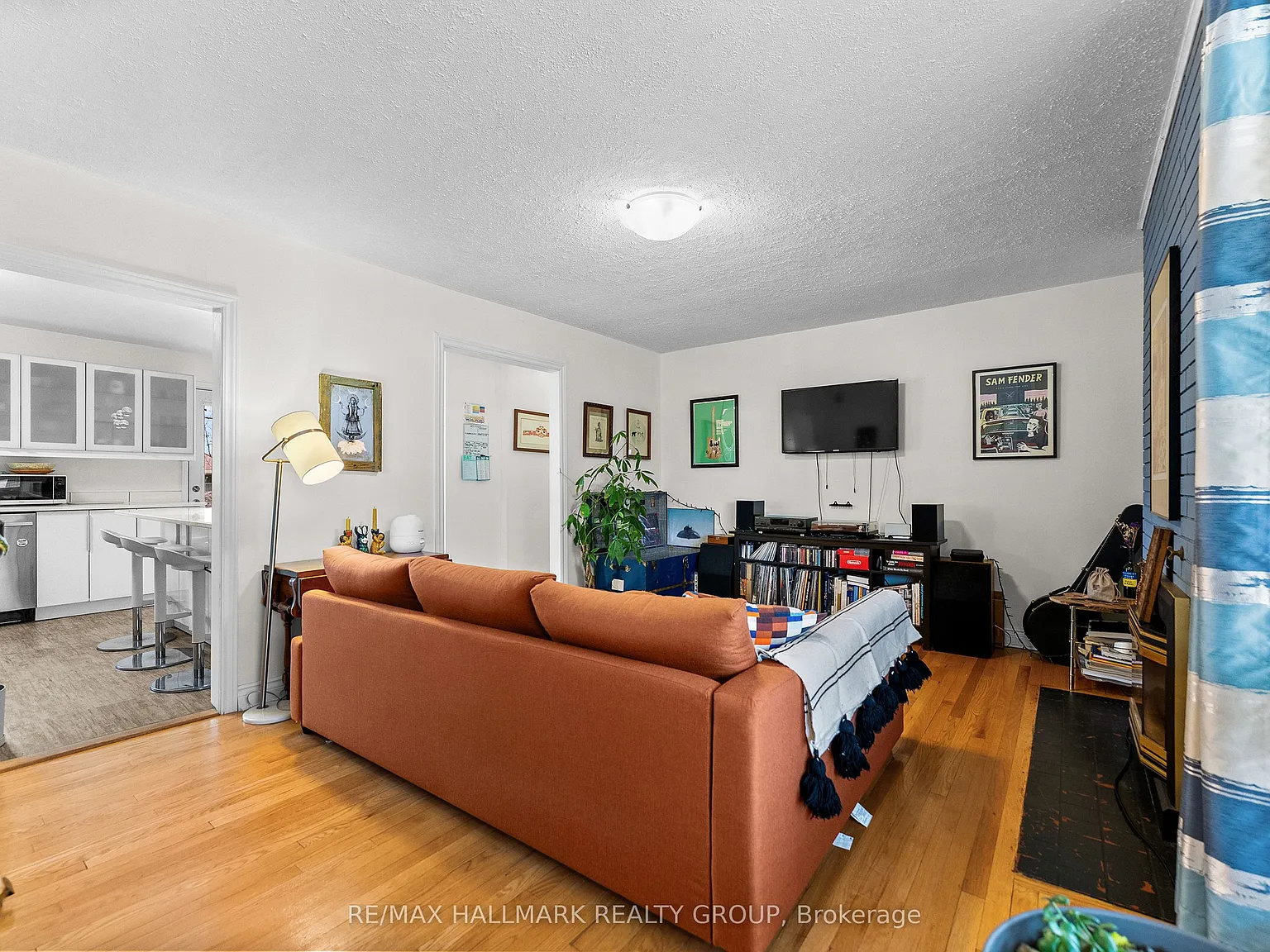 2 bed, $2,100 — Photo 4
