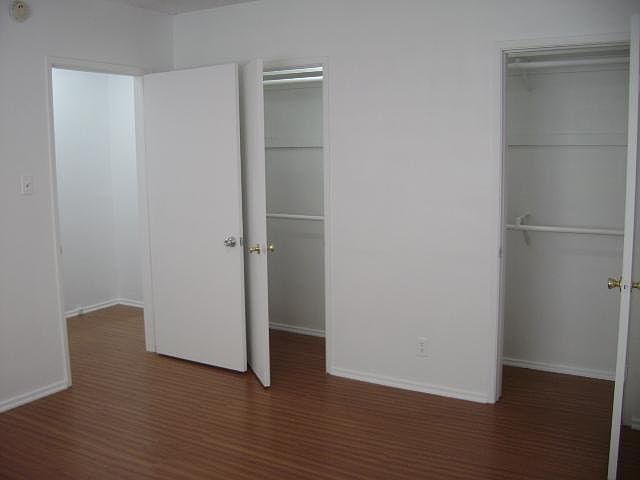 1st image of 11728 Goshen Ave APT 3