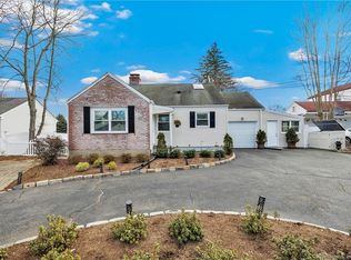 4226 Madison Ave, Trumbull, CT 06611