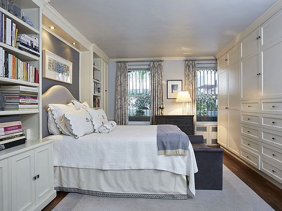 5th image of 425 E 50th St APT 2