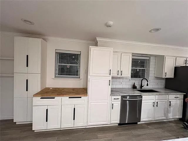 3512 Wanda Lynn Dr — Photo 2