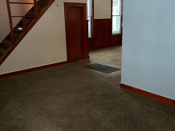 4th image of 515 Adam St #1