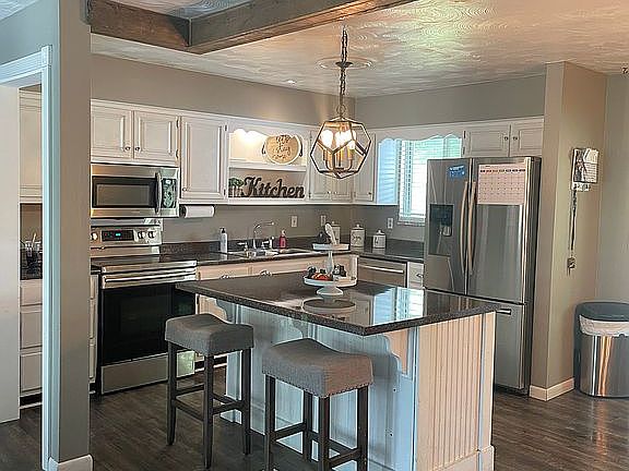 4th image of 113 Woodlawn Dr