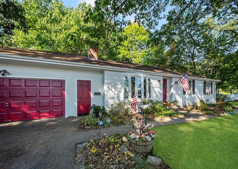 163 St, Warwick, RI 02888 Zillow