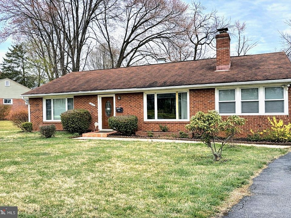 1st image of 3610 Parklane Rd