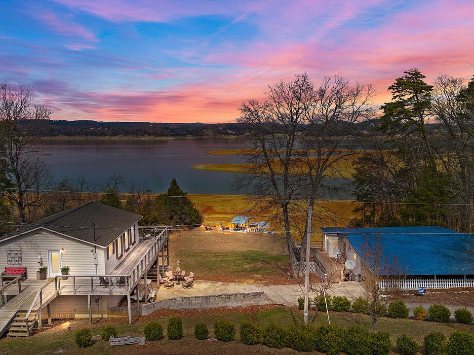 1st image of 3304 Buck Horn Rd