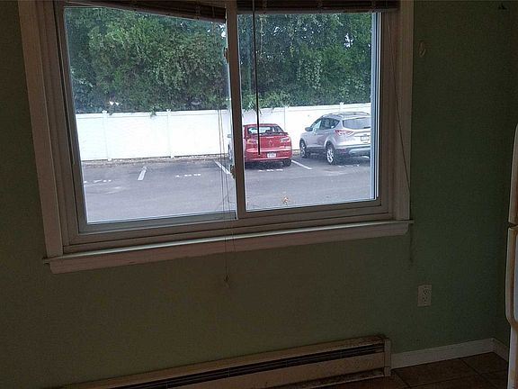 4th image of 40 W 4th St APT 167
