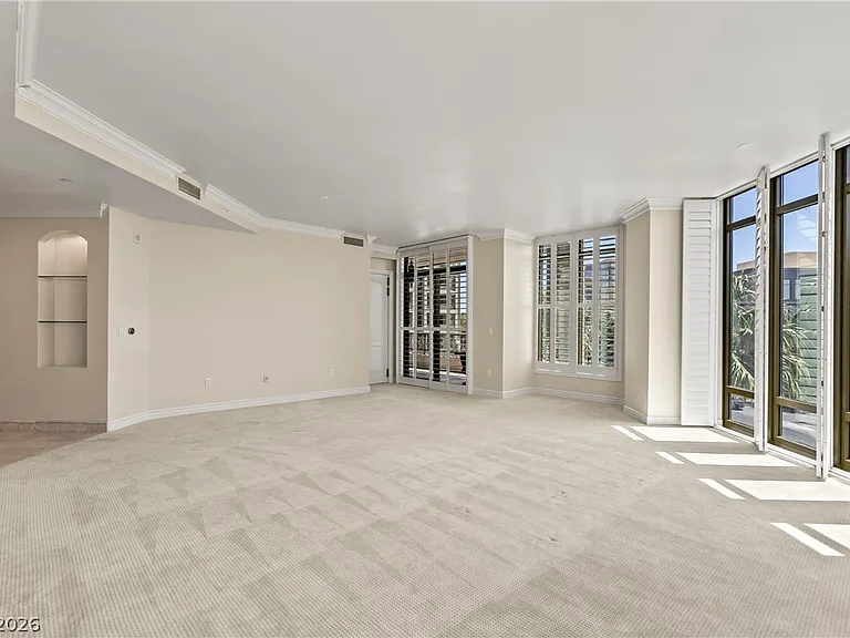 1 Hughes Center Dr #305 — Photo 4