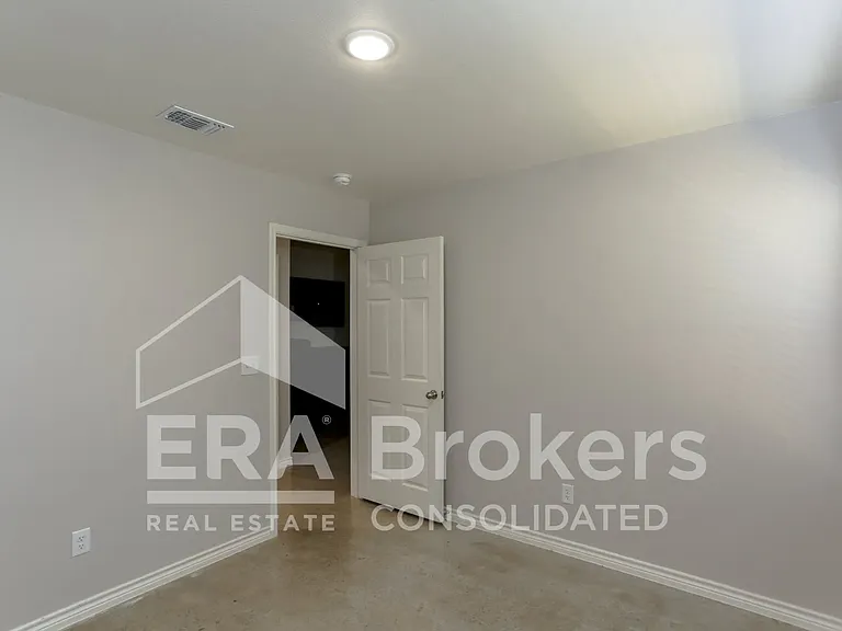 2328 Duntov Dr #A — Photo 14