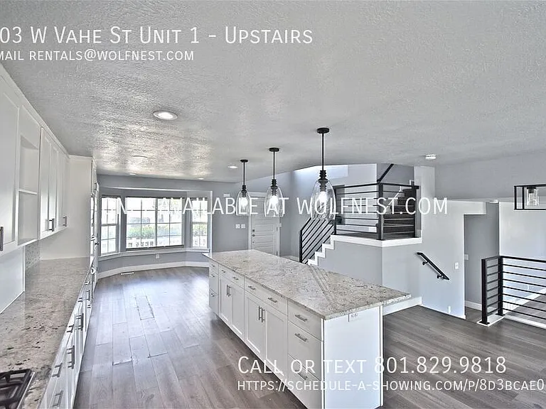 703 W Vahe St #1 — Photo 2