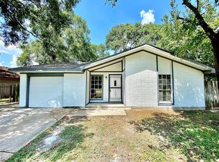 7959 Locksley Rd, Houston, TX 77078