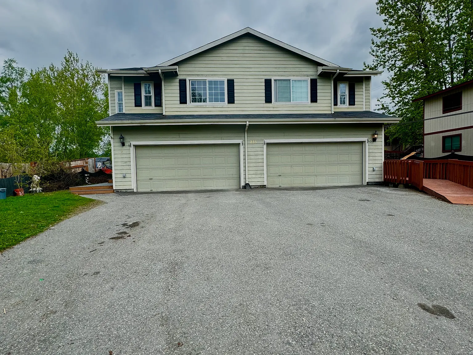 5 bed, 3.5 bath, 2793 sqft, $3,600 — Photo 2