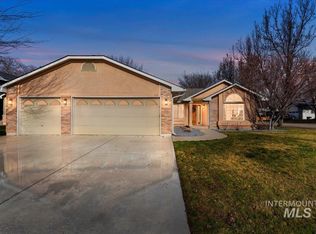 1528 E Peridot St, Meridian, ID 83646