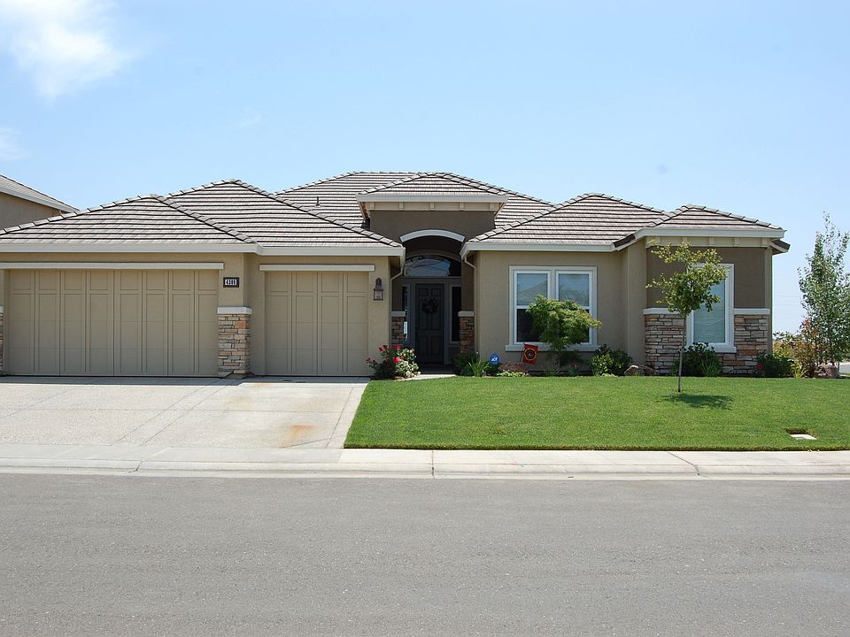 4389 Binchy Way