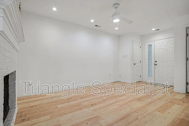 2 bed, 2.0 bath, 850 sqft, $1,500 — Photo 3