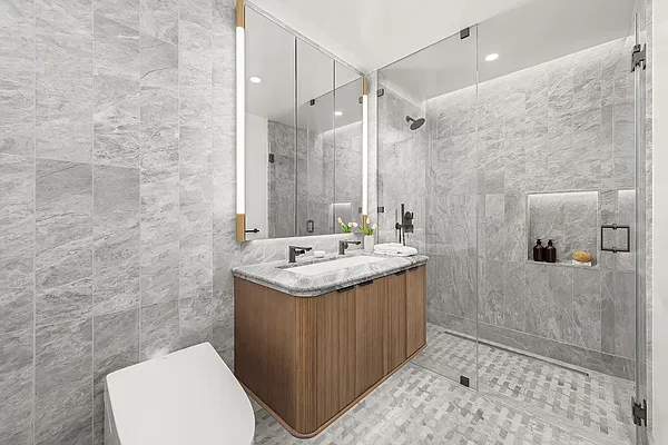 Bathroom, photo 1