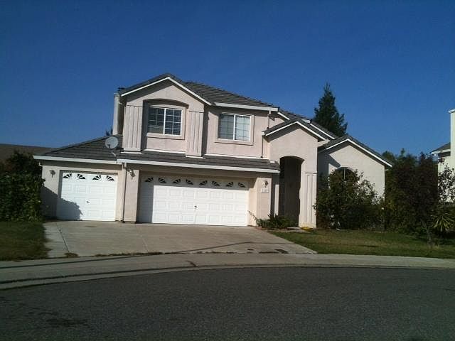 1st image of 2109 Pettigrew Ct