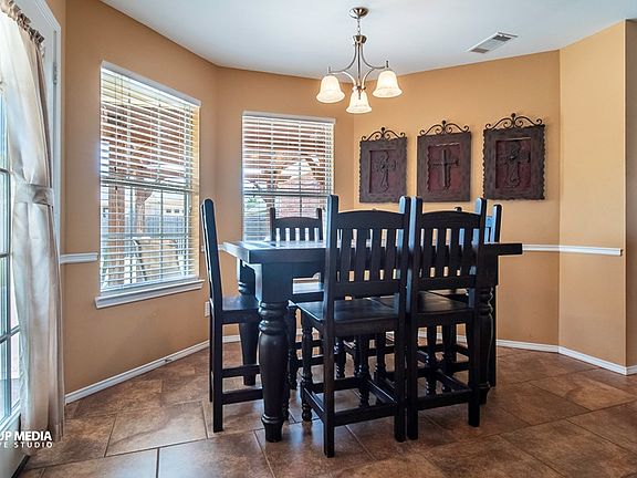 5th image of 3629 Shadyhill Dr
