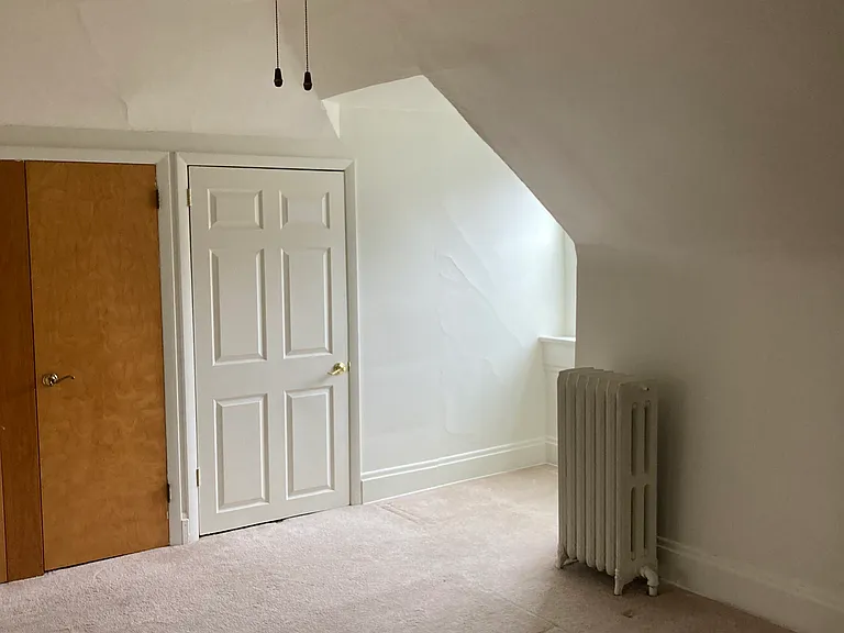 Spacious bedroom