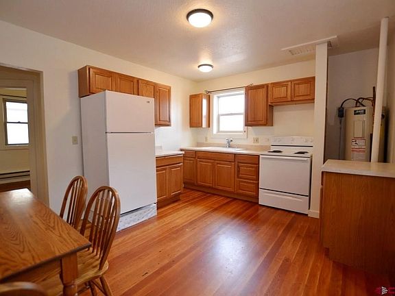 4th image of 101 N 10th St Unit 4
