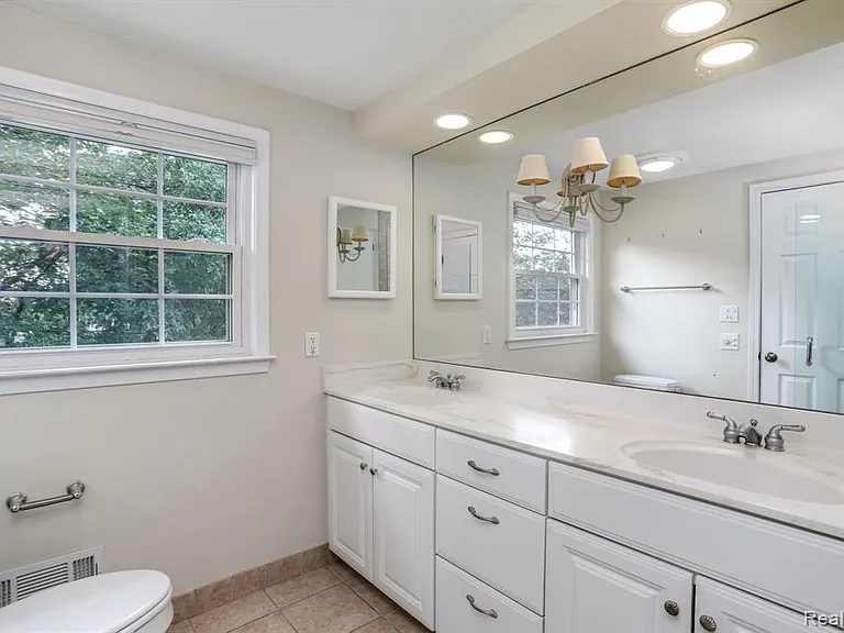 4259 Wendell Rd — Photo 25