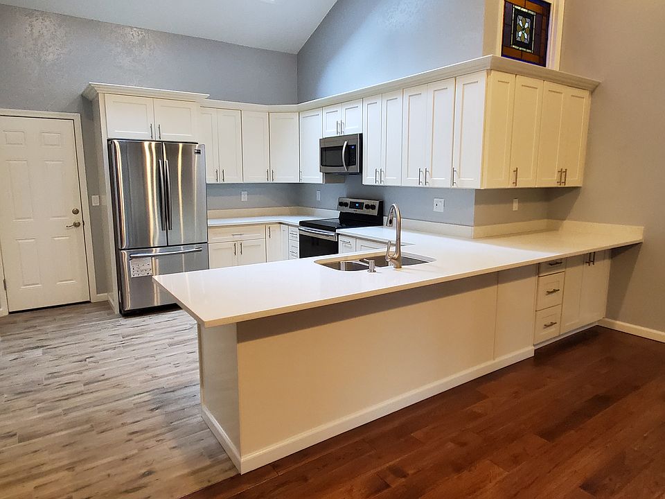1st image of 2325 209th Pl NE