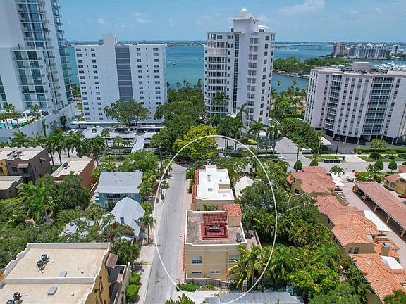 5th image of 535 Palm Ave