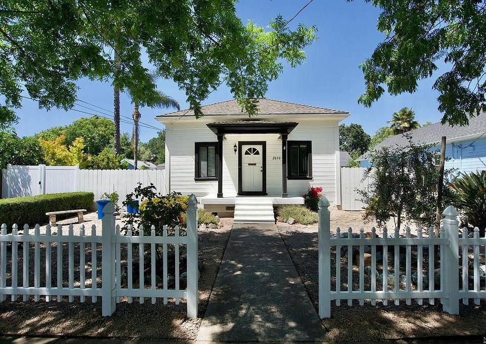 1st image of 2030 Pine St