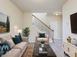4699 Creekside Villas Way SE, Smyrna, GA 30082