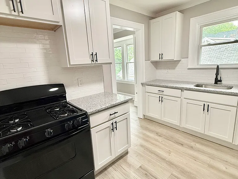 4623 Behrwald Ave #UP — Photo 7