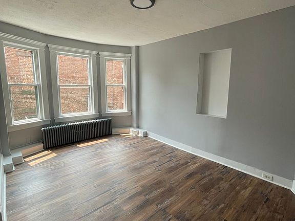 3rd image of 244 Liberty St #3