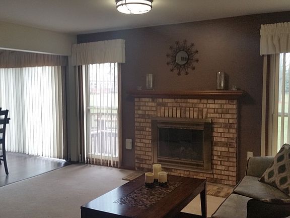 4th image of 49425 Chesterfield Ct #43