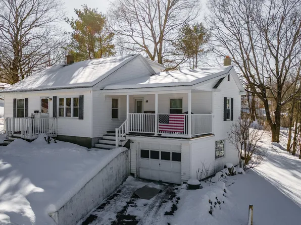 8 Carlisle Avenue, Augusta, ME 04330