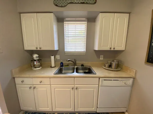 Midtown at Meridian, 1951 N Meridian Rd #Mm-34, Tallahassee, FL 32303