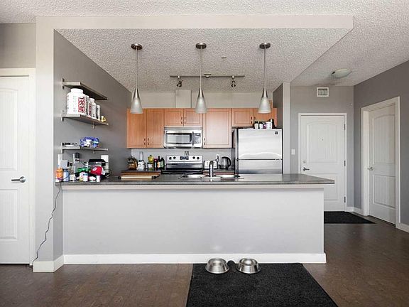 4th image of 136 C S Sandpiper Rd #606