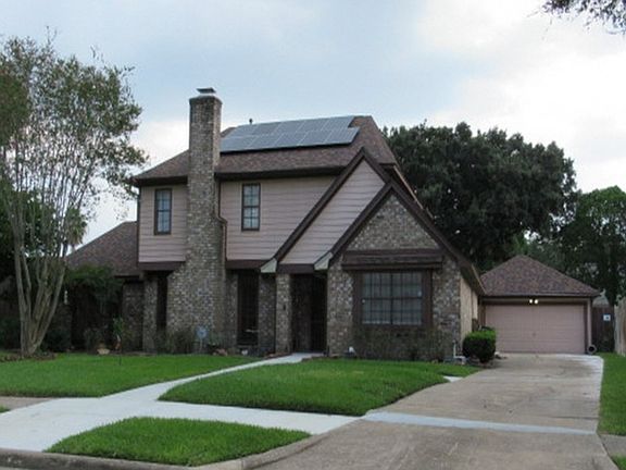 2nd image of 15219 La Mancha Dr
